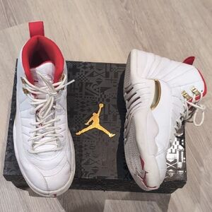 Nike Air Jordan 12 Retro "FIBA" basketball shoes Red + white